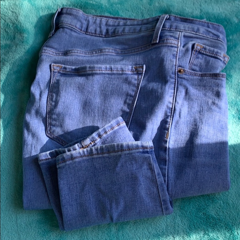 Old Navy Rockstar skinny jeans